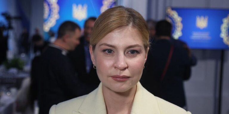 Звільнення Стефанішиної з посади посла в США: Зеленський підписав указ 3 Звільнення Стефанішиної з посади посла в США: Зеленський підписав указ 3