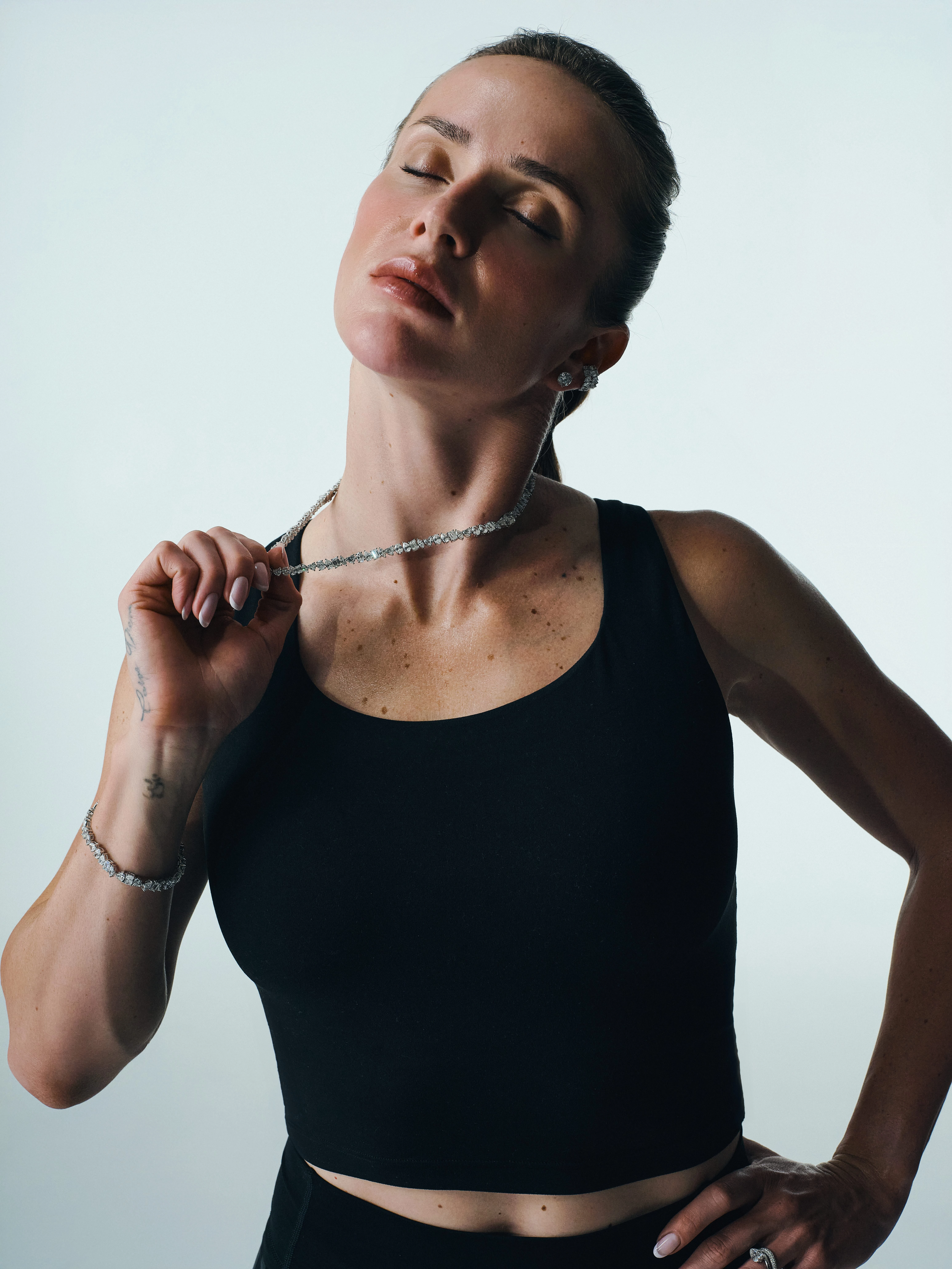 Еліна Світоліна та SOLO for Diamonds запалюють нову колекцію коштовностей3