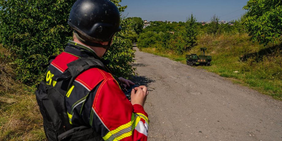 Детонація боєприпасів на Хмельниччині: ДБР розслідує дві версії вибухів 3 Детонація боєприпасів на Хмельниччині: ДБР розслідує дві версії вибухів 3