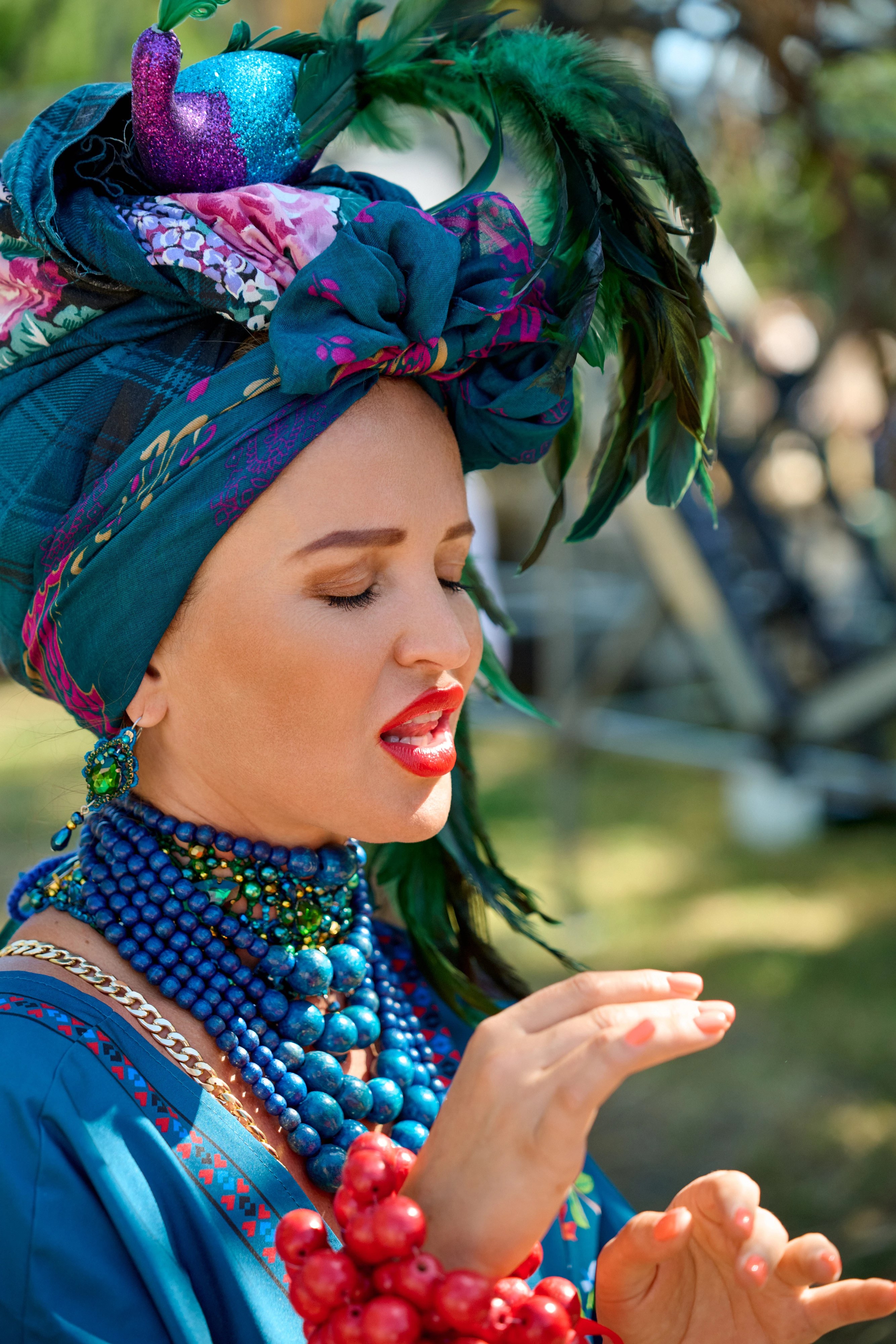 Streetstyle: Найяскравіші луки гостей фестивалю "Вирій"71