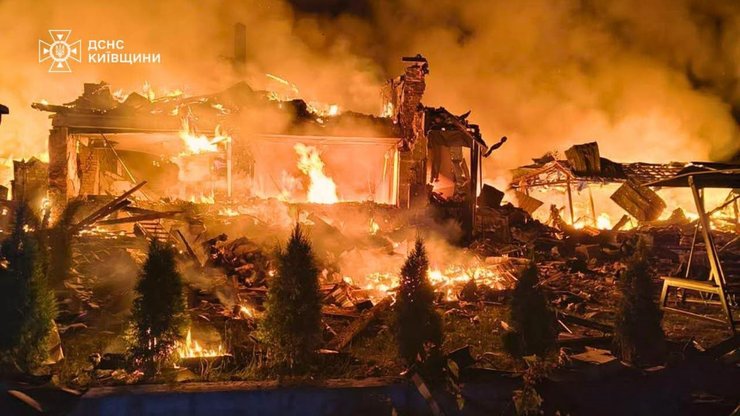 Директорку ліцею та родину вбили: російські окупанти скоїли звірство на Київщині 4 Директорку ліцею та родину вбили: російські окупанти скоїли звірство на Київщині 4