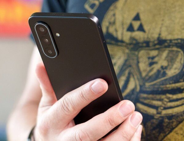 Samsung Galaxy A18 4G з AMOLED-екраном: доступна новинка вже в продажу, дізнайтеся ціну та характеристики
