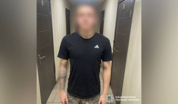 Харків: Чоловік напав на медиків та поліцейського, чим спричинив переполох
