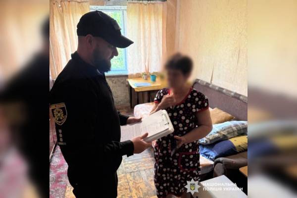 Харків'янка жорстоко ображала матір: поліція втрутилася 4