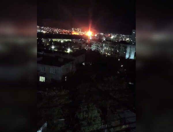 Вибухова ніч у Новоросійську: дрони атакували морський порт, спалахнула потужна пожежа
