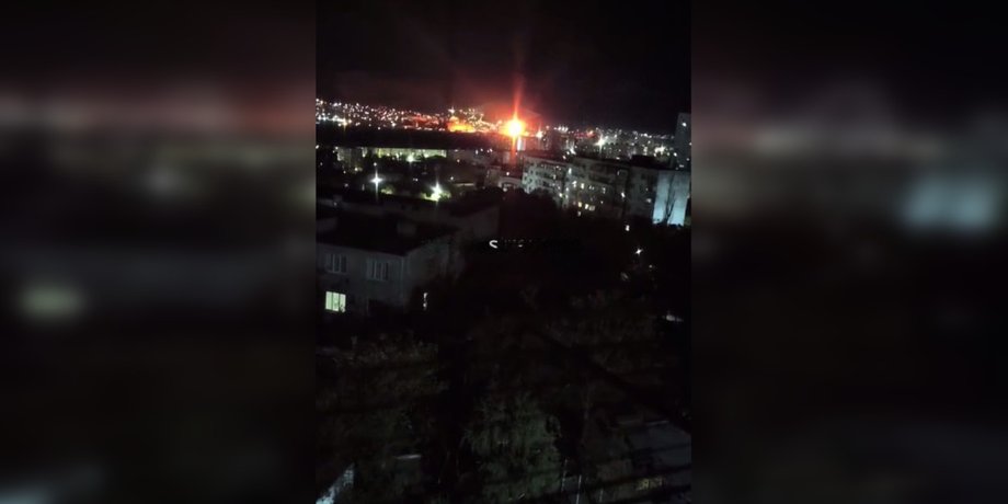 Вибухова ніч у Новоросійську: дрони атакували морський порт, спалахнула потужна пожежа 3 Вибухова ніч у Новоросійську: дрони атакували морський порт, спалахнула потужна пожежа 3