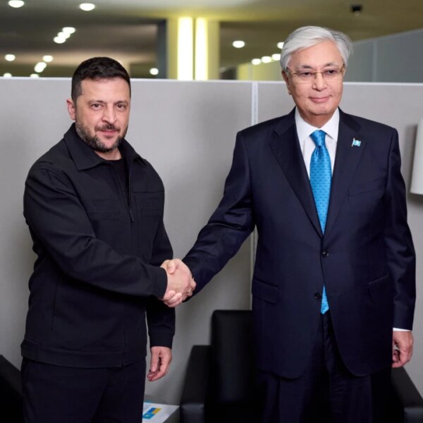 Казахстан ліквідує стінопис: Токаєв наказує заборонити графіті законом