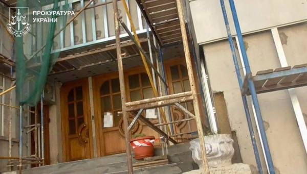 Харків’янка відповідатиме за розкрадання понад 1,3 мільйона гривень під час ремонту лікарні 8 Харків’янка відповідатиме за розкрадання понад 1,3 мільйона гривень під час ремонту лікарні 8
