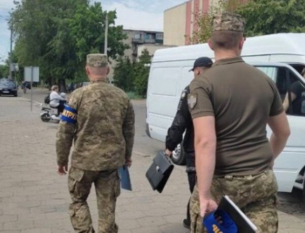 Головна 113 ТЦК застосовує зброю: коли це законно і за яких умов