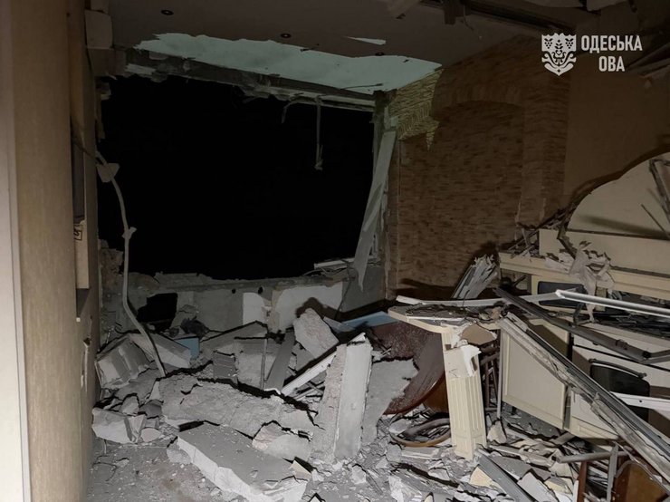 РФ вдарила ракетами по Одещині, Хмельниччині та Тернопільщині: наслідки атаки 3 вересня 4 РФ вдарила ракетами по Одещині, Хмельниччині та Тернопільщині: наслідки атаки 3 вересня 4