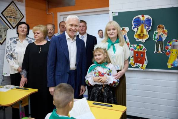 Харків відчинив двері новітньої підземної школи: перші учні вже за партами 20 Харків відчинив двері новітньої підземної школи: перші учні вже за партами 20
