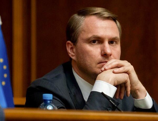 Зеленський провів “Операцію Карфаген”: чи готується Кравченко до відставки з посади генпрокурора