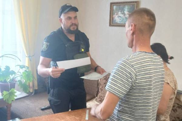 Харків'янин кривдив співмешканку: на дебошира склали протокол 4