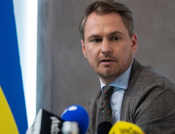 Головна 113 Генпрокурор Кравченко: 5 днів відрядження до Франції — деталі подорожі