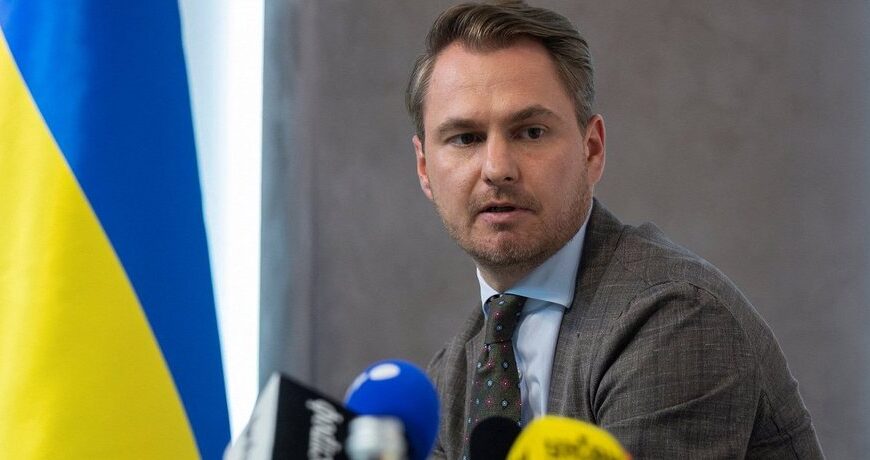 Головна 102 Генпрокурор Кравченко: 5 днів відрядження до Франції — деталі подорожі