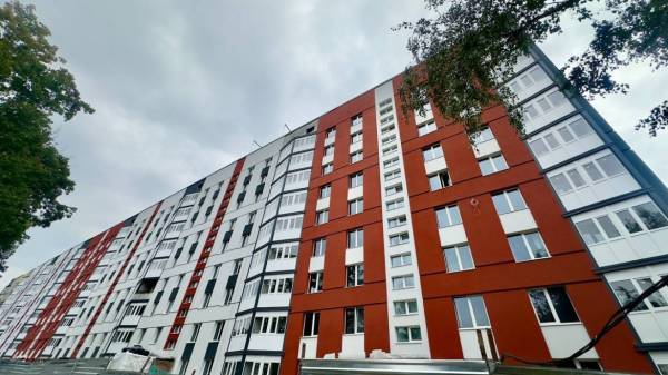 Відновлення вулиці Бучми: харківський будинок знову оживає після обстрілів 15 Відновлення вулиці Бучми: харківський будинок знову оживає після обстрілів 15