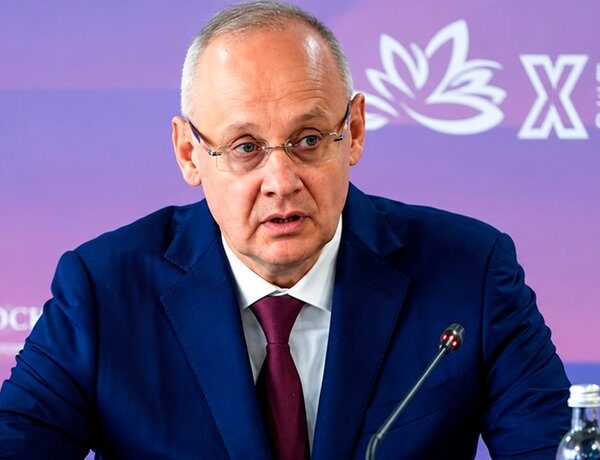 Як радник Путіна готує ґрунт для колонізації України