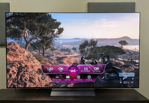 LG розкриває секрет ідеального 77-дюймового OLED: експерти назвали переможця 2026 року