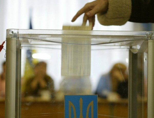 Чи затягнеться війна та влада в Україні на 12 років: прогноз політолога Донія