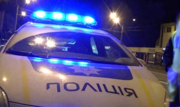 Правоохоронці Харкова підозрюють чоловіка, який застосував травмат та здійснив постріл, у скоєнні злочину 4