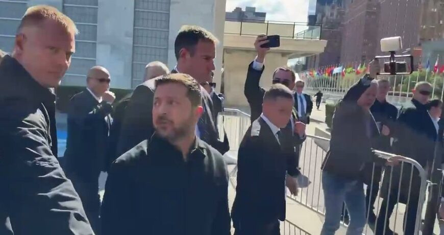 Головна 89 Зеленський “ракетою” відмовив пропагандисту РФ щодо візиту до Москви