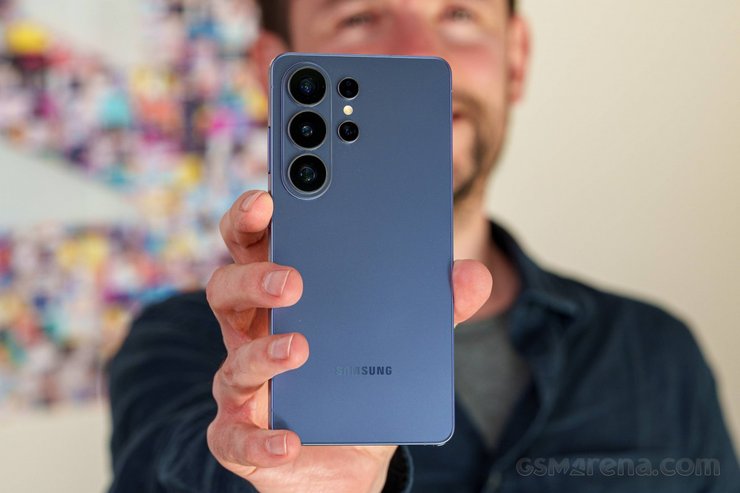 POCO F9 Ultra чи Samsung Galaxy S26 Ultra: визначаємо лідера 2026 року (відео) 11 POCO F9 Ultra чи Samsung Galaxy S26 Ultra: визначаємо лідера 2026 року (відео) 11