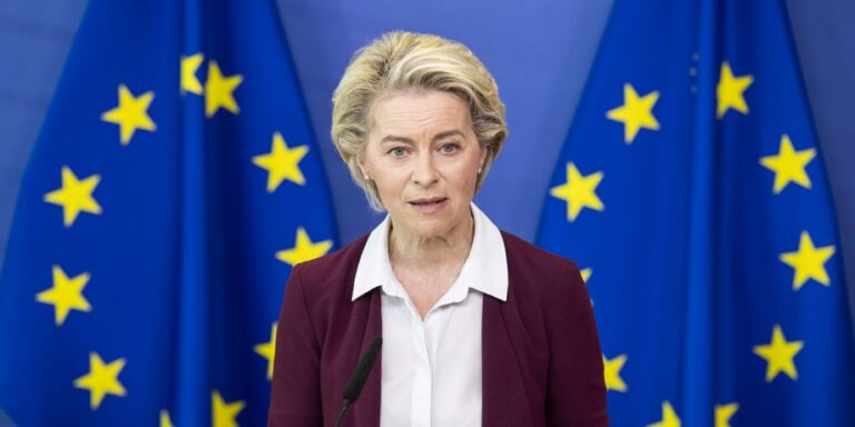 Польща перекриває мільярдні виплати Україні: Варшава проти ініціативи Єврокомісії щодо оборони 17
