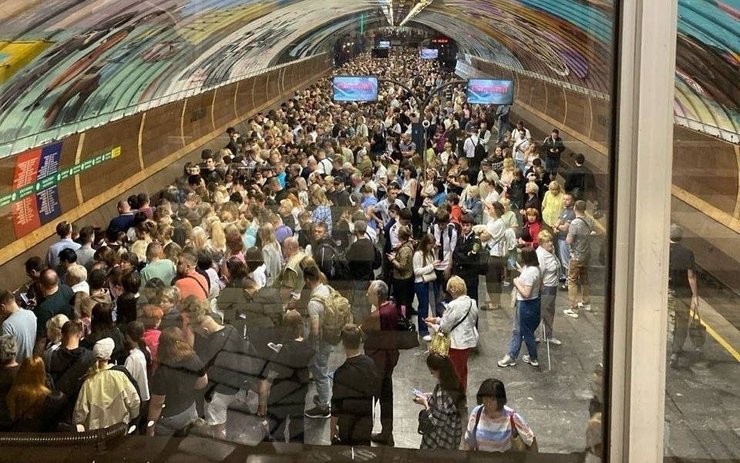Вибухи у Києві: ЗСУ відбивають атаки дронів ворога 3 Вибухи у Києві: ЗСУ відбивають атаки дронів ворога 3