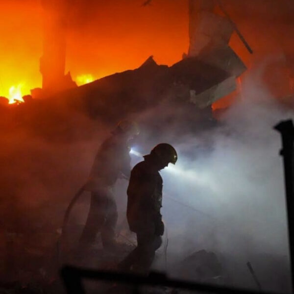 Київ під ударом: атака РФ залишила без зв’язку провайдерів, постраждала мережа «Тітка Клара» та бренд Dukachi