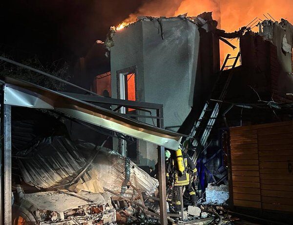 Ракетний удар по Одесі: як минула ніч та хто постраждав
