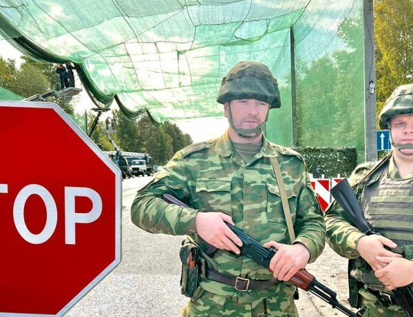 Білорусь посилює оборону на кордоні з Україною: встановлено блокпости та сітки проти дронів