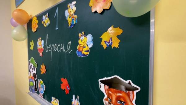 Навчальний рік у Харкові стартував під землею: як лунав перший дзвоник 7