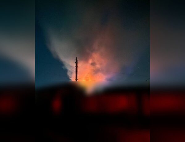 Вибухи на Хмельниччині: атака РФ спричинила пожежу на відомому ринку