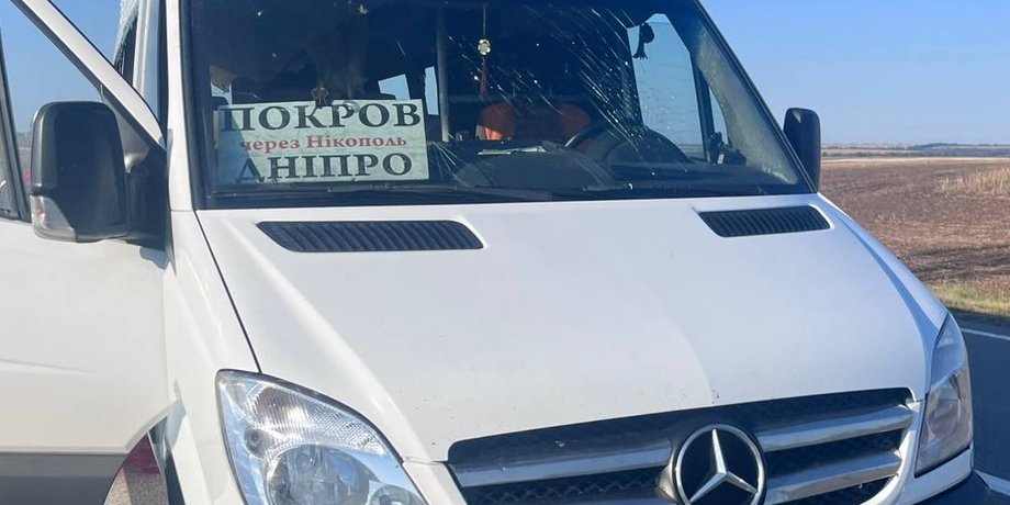 Рашисти обстріляли автобус на Нікопольщині: 5 загиблих пасажирів. 3 Рашисти обстріляли автобус на Нікопольщині: 5 загиблих пасажирів. 3
