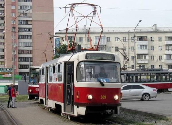 Харківський трамвай №5: нова дорога через тимчасові труднощі з живленням