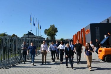 Україна запустила сучасний завод склопакетів: інвестиції сягнули 1,5 мільярда гривень 12