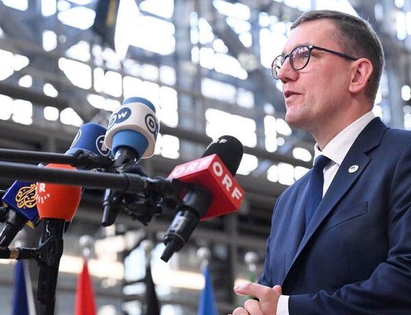 Естонія відкрито засуджує Путіна за злочини проти жінок та дітей